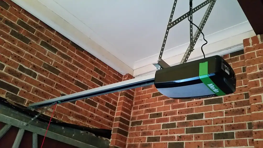 garage door won't close — Why Your Garage Door Won't Close — Troubleshooting Guide in Canada